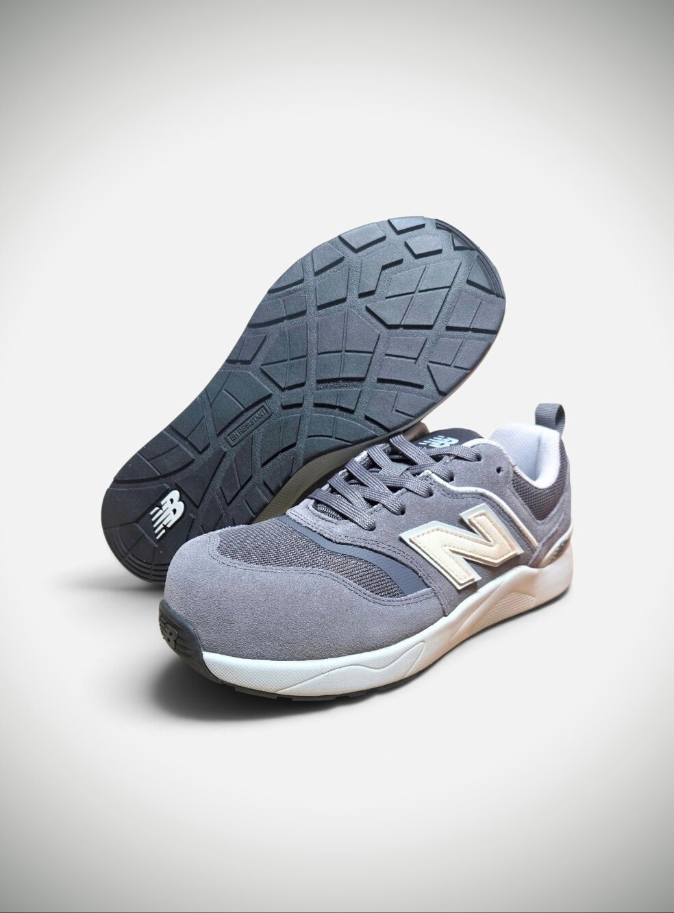 New Balance Men's 7 Wide Elite Lite EH Safety Shoes Composite Toe Grey/White 2E